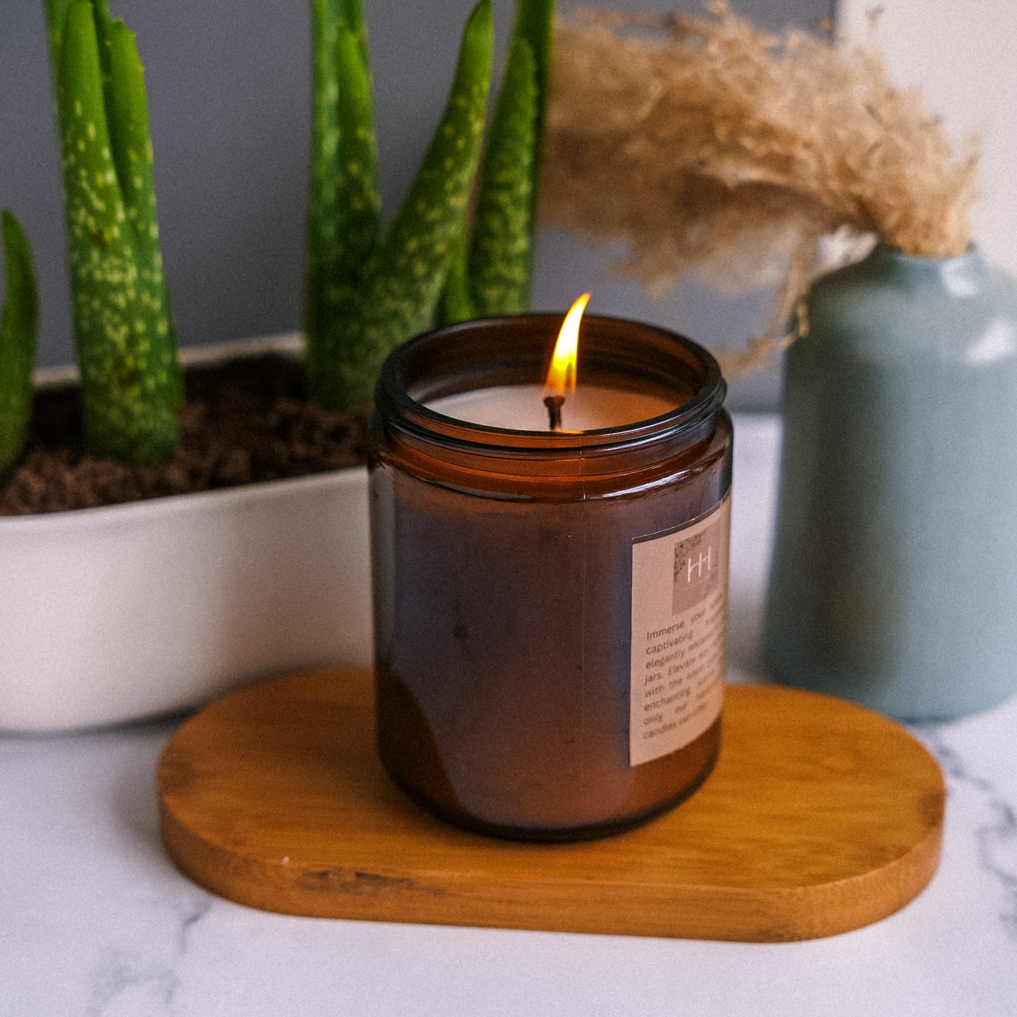 Scented Signature Candle (405 GM)