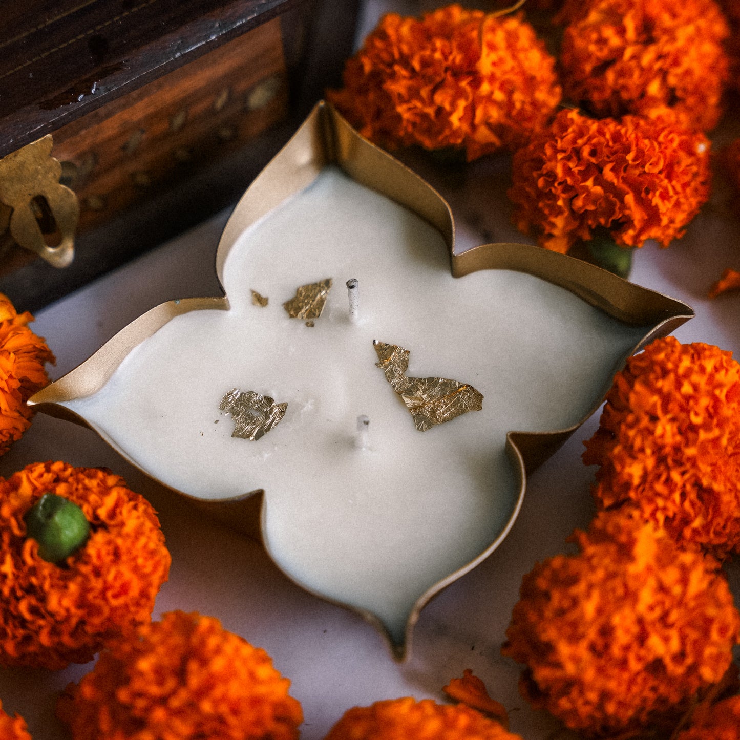 Metal Scented Urli Candles (Sandalwood)