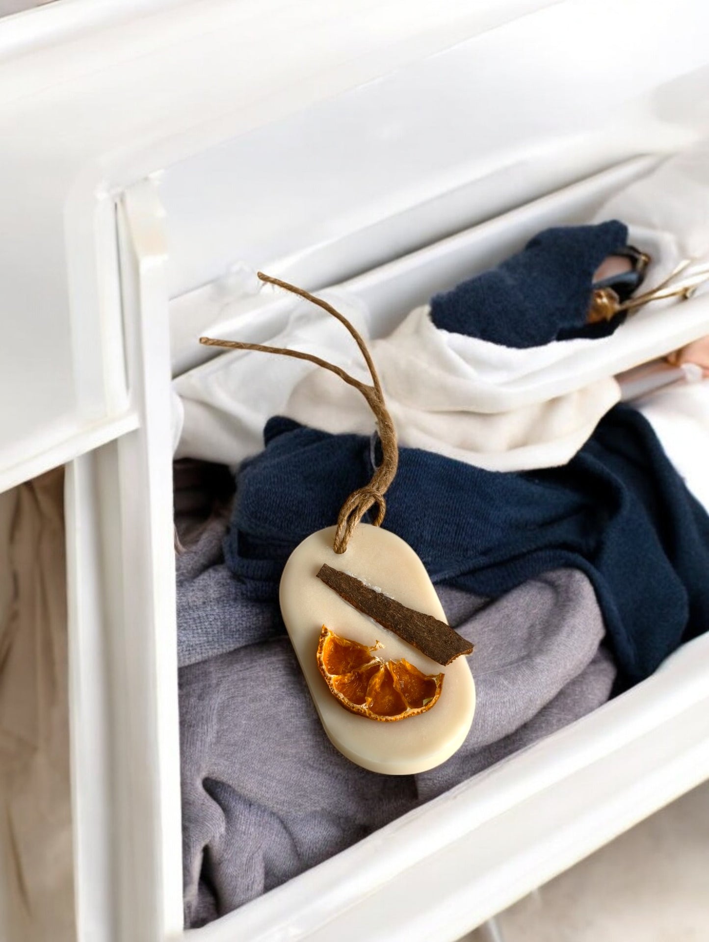 Hello Handmade Wax Wardrobe Air Freshener Bar