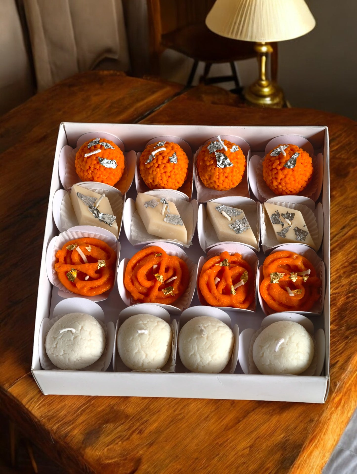 Mithai Box (Scent : Sandalwood)