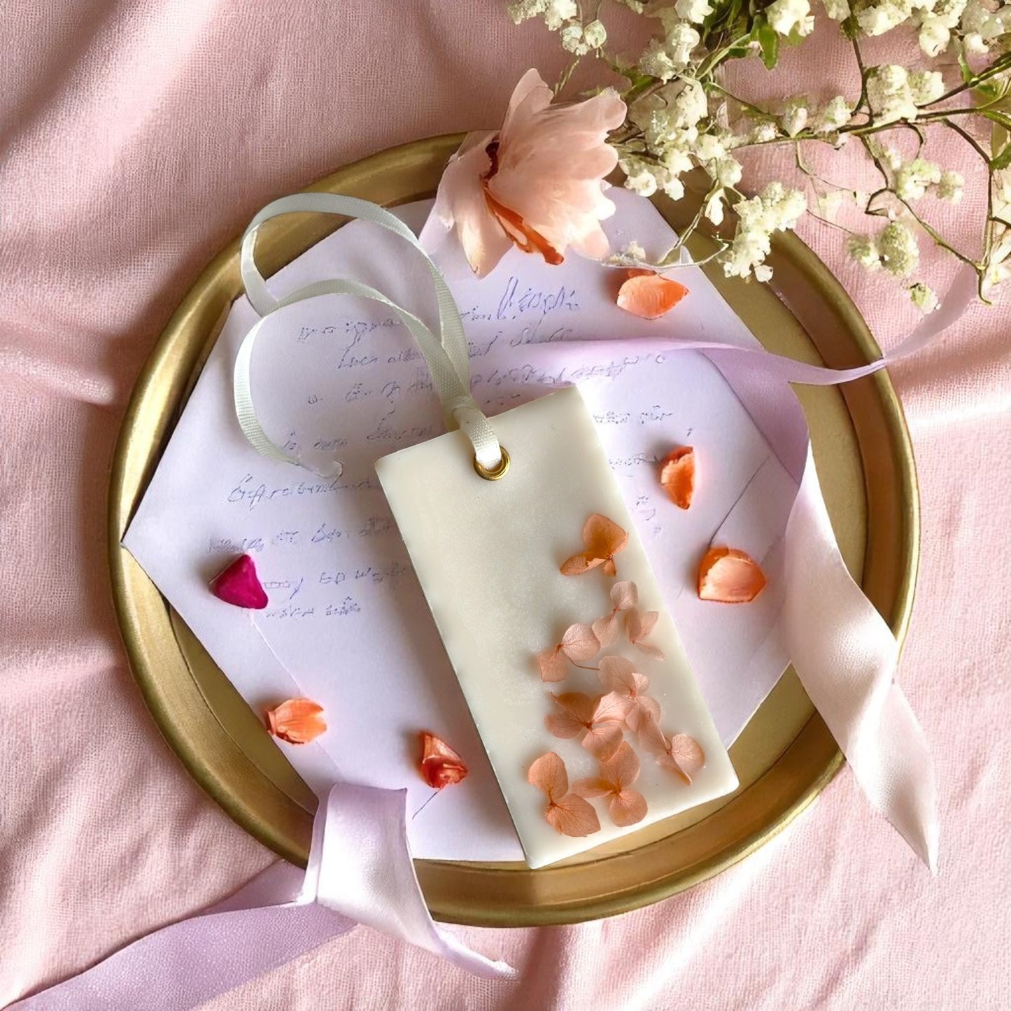 Decorative Wax Tablet – 100g Scented Soy Wax with Real Dried Flowers for Closet & Drawer Fragrance (British Rose Scent)
