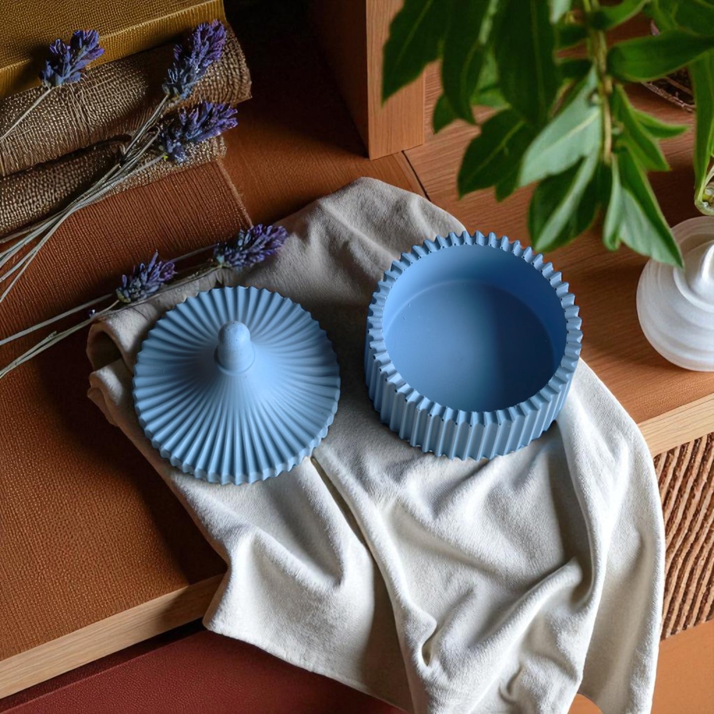 Rippled Jesmonite Storage Jar – Powder Blue