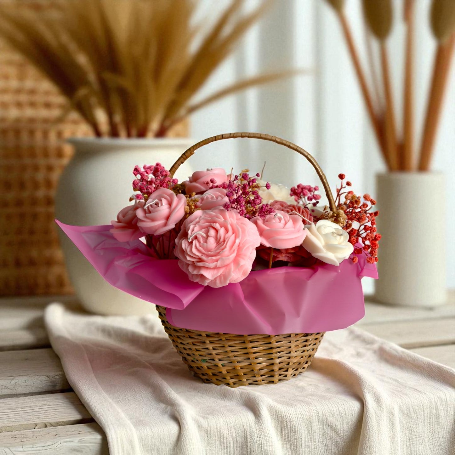 Blooming Radiance Candle Basket (Daisy Vanilla)