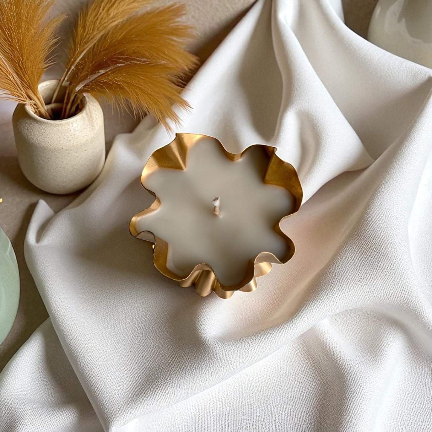 Golden Ruffle Urli Candle