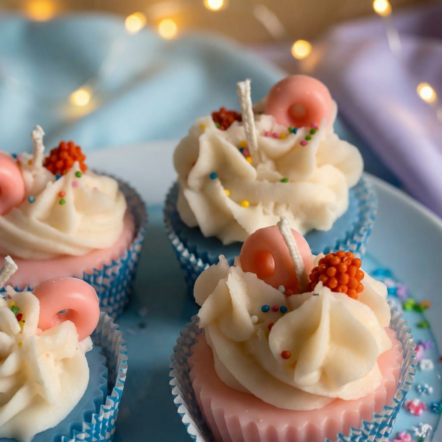 Pack of 4 Cup Cake Candle Vanilla and Strawberry Scent