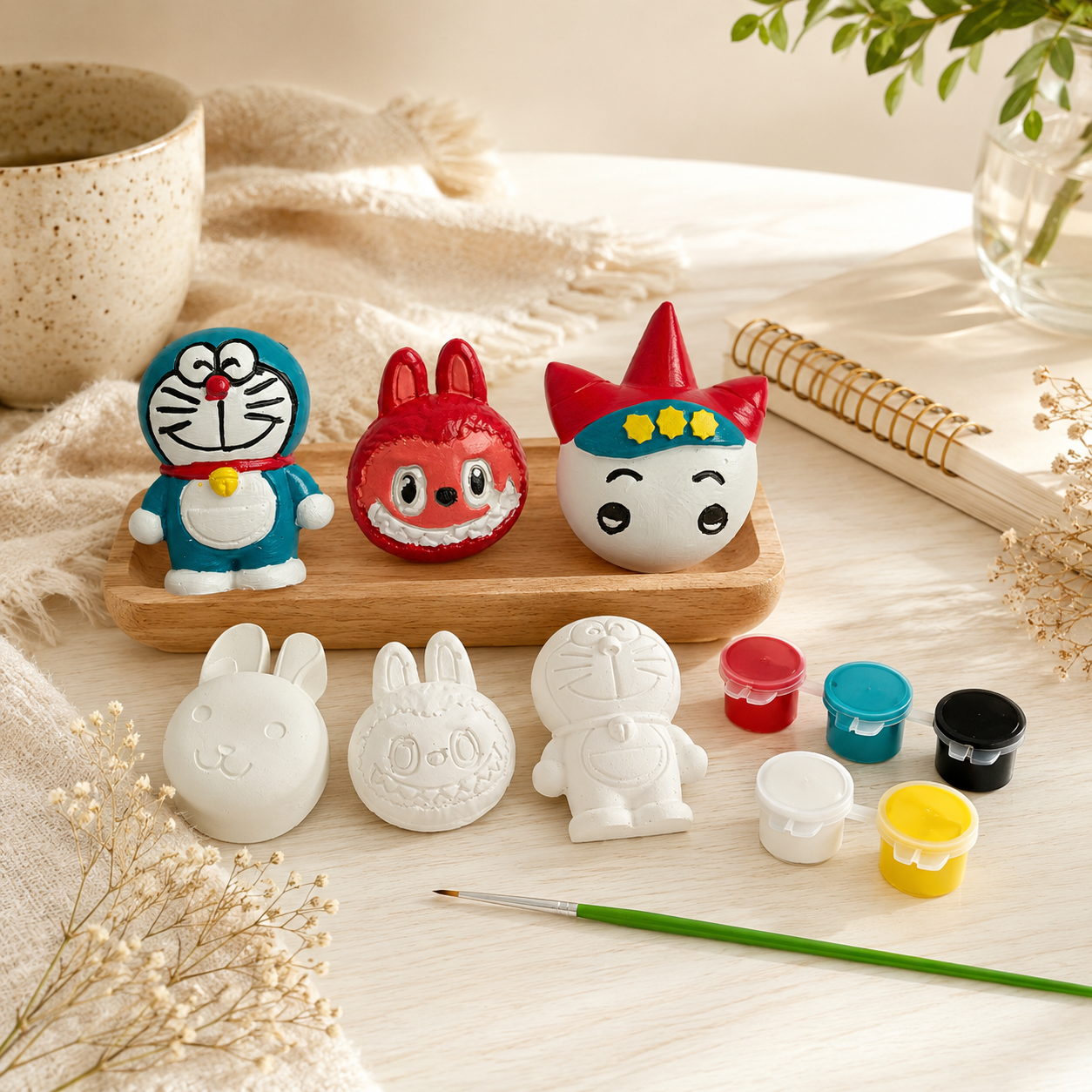 DIY Colouring Kit with 3 Cartoon Figurines, Paints & Brush | Kids Craft Set