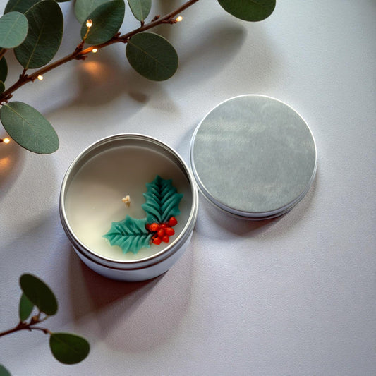 Holly & Pines – Christmas Tin Candle