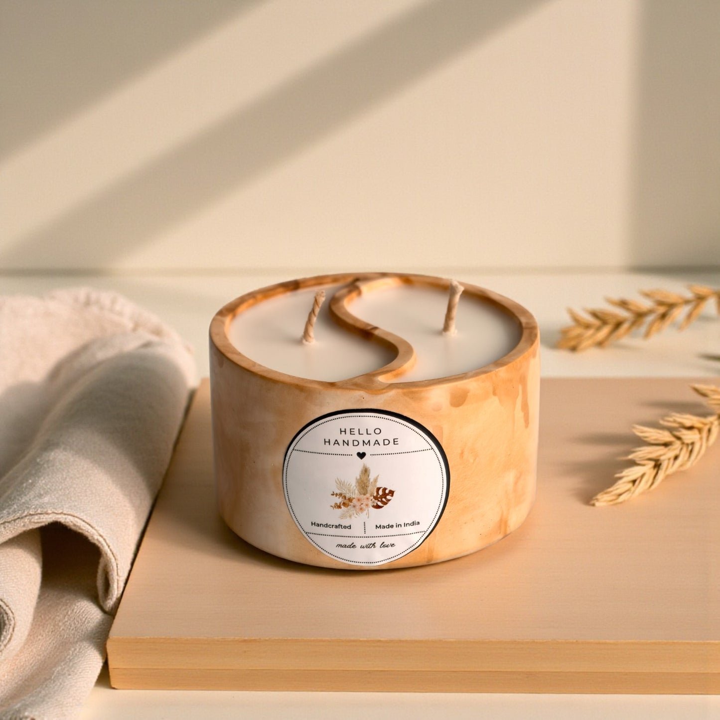 Balance Glow – Yin-Yang Jar Candle