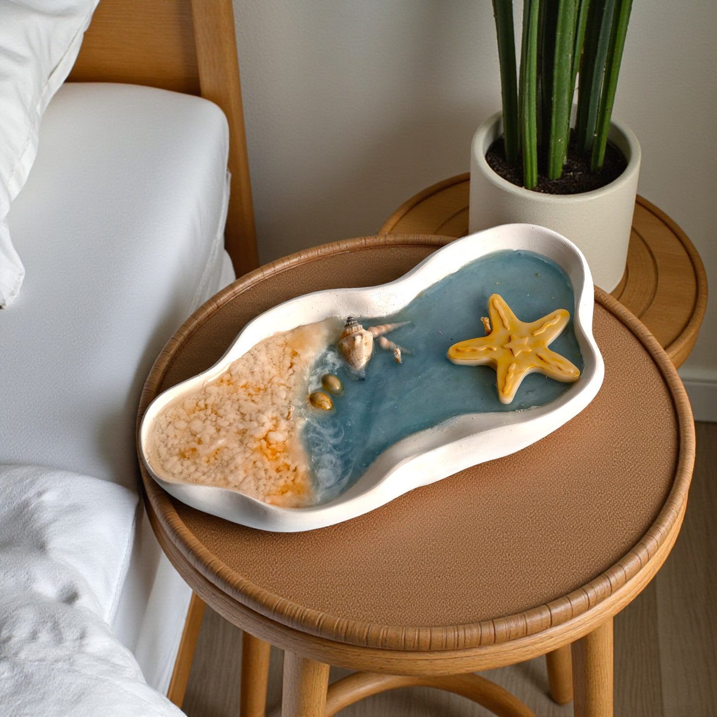 Luminous Tide – Glow-in-the-Dark Ocean Breeze Candle | Bioluminescent Sea-Inspired | Hand-Poured Soy Wax