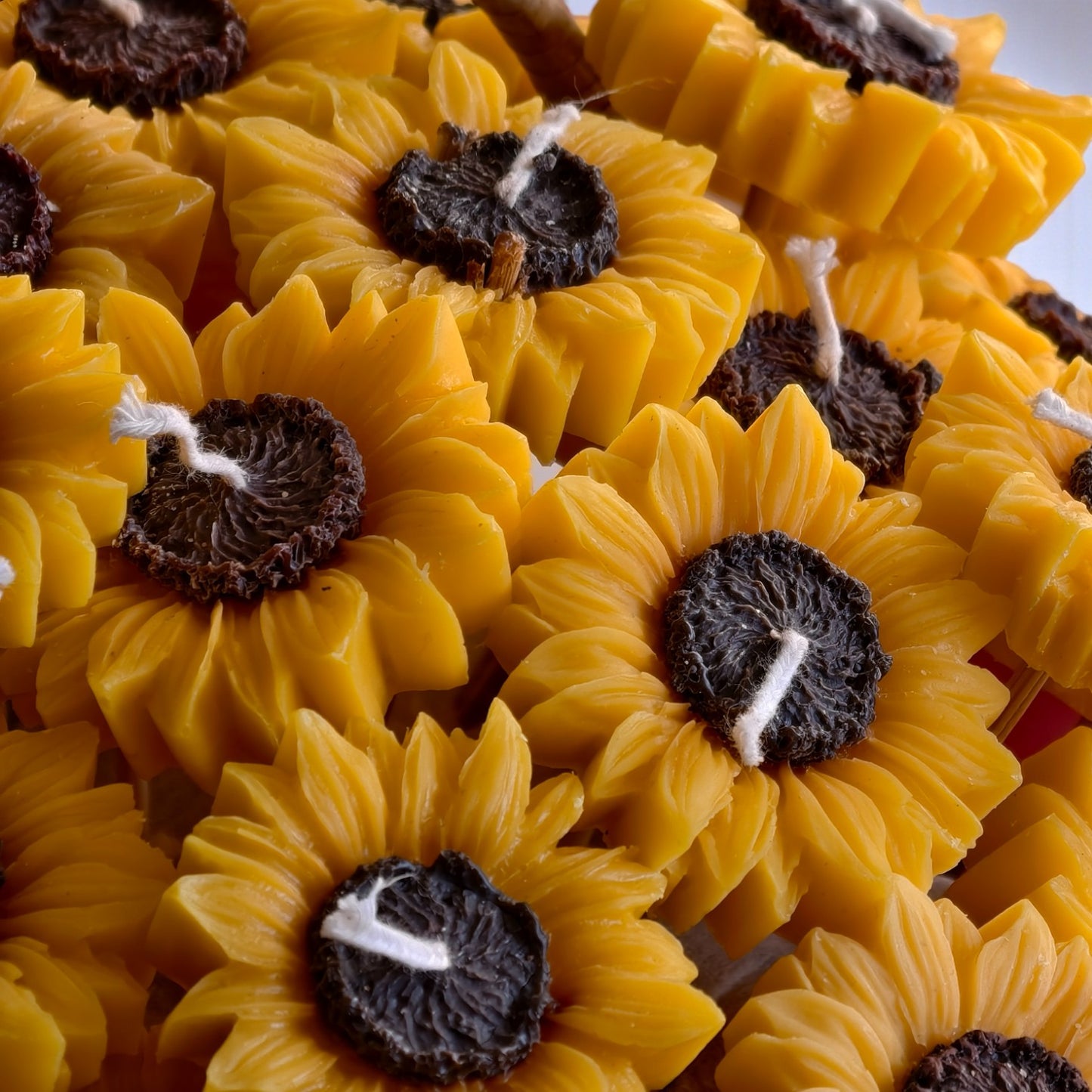 Sunflower Serenade Candle Bouquet Basket – Handcrafted Joy in Bloom