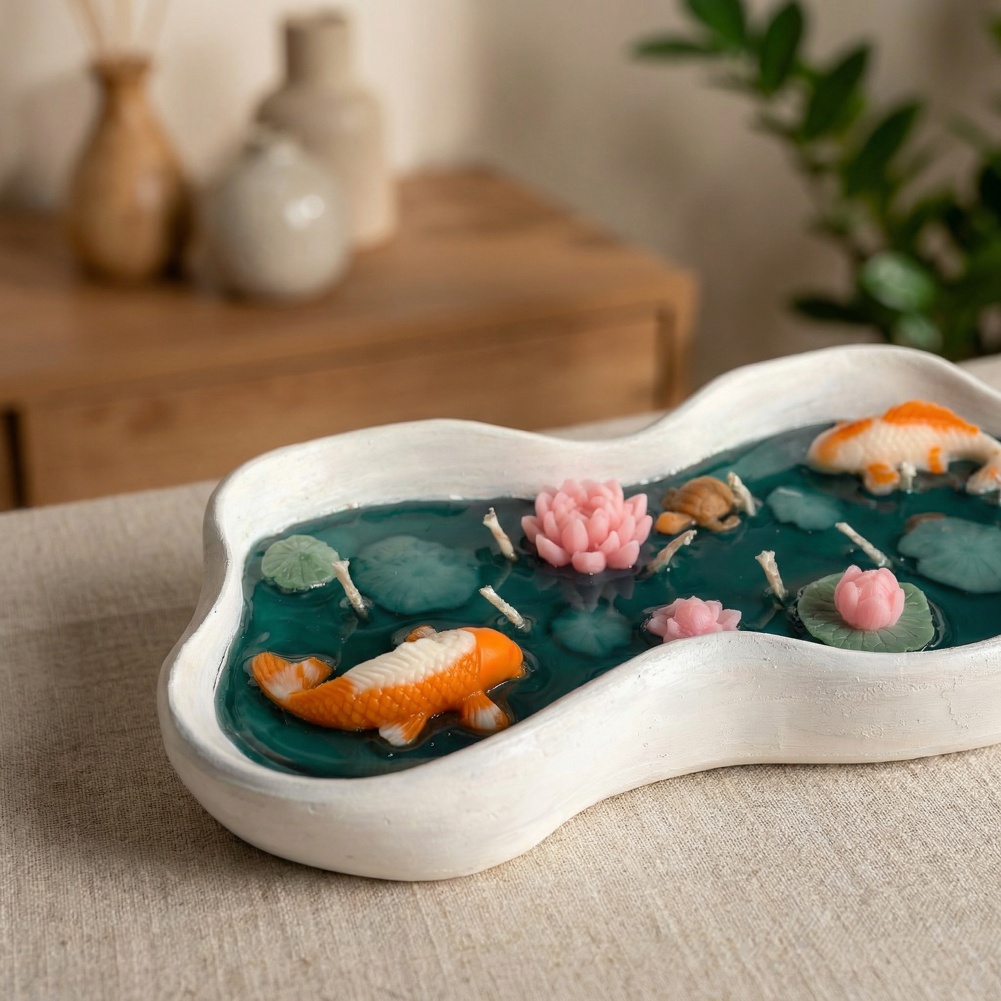 Koi Pond Botanical Candle – Handcrafted Tranquility