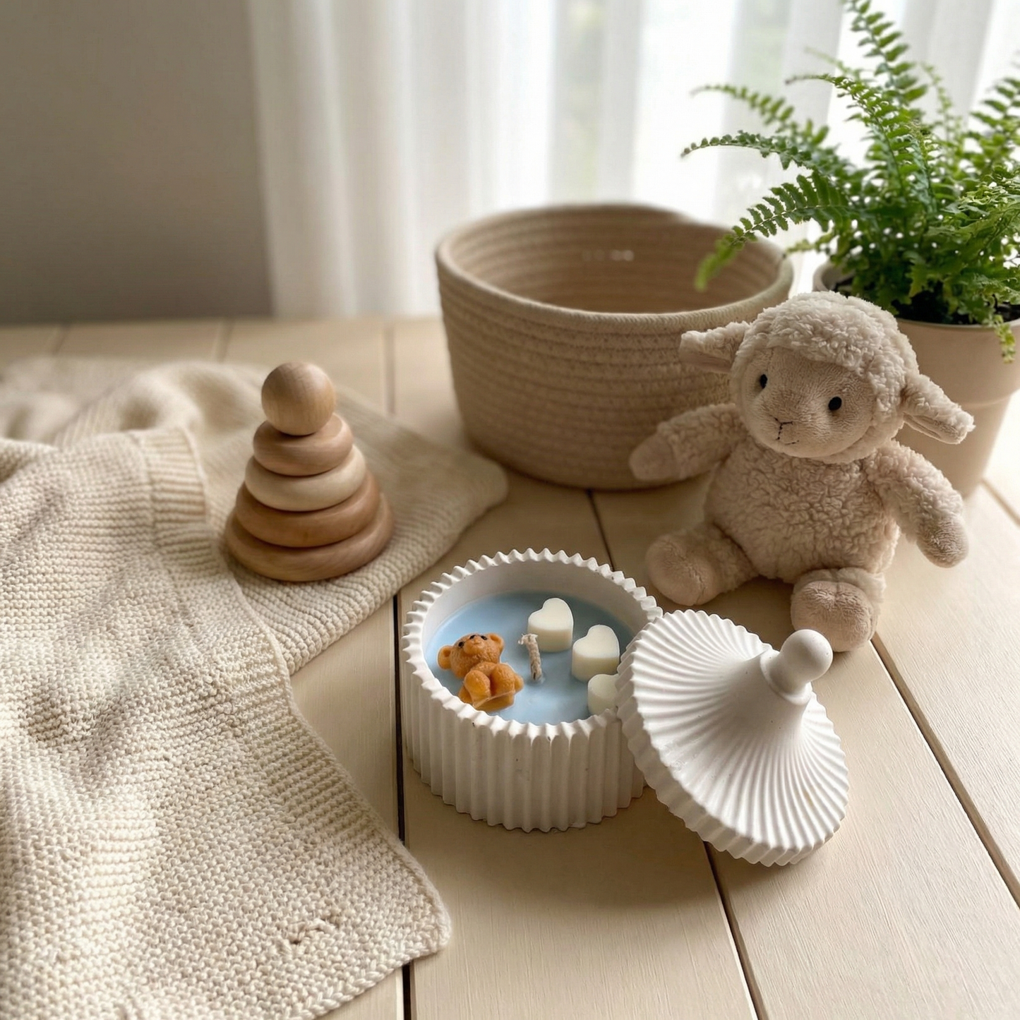 Teddy Love Jesmonite Candle