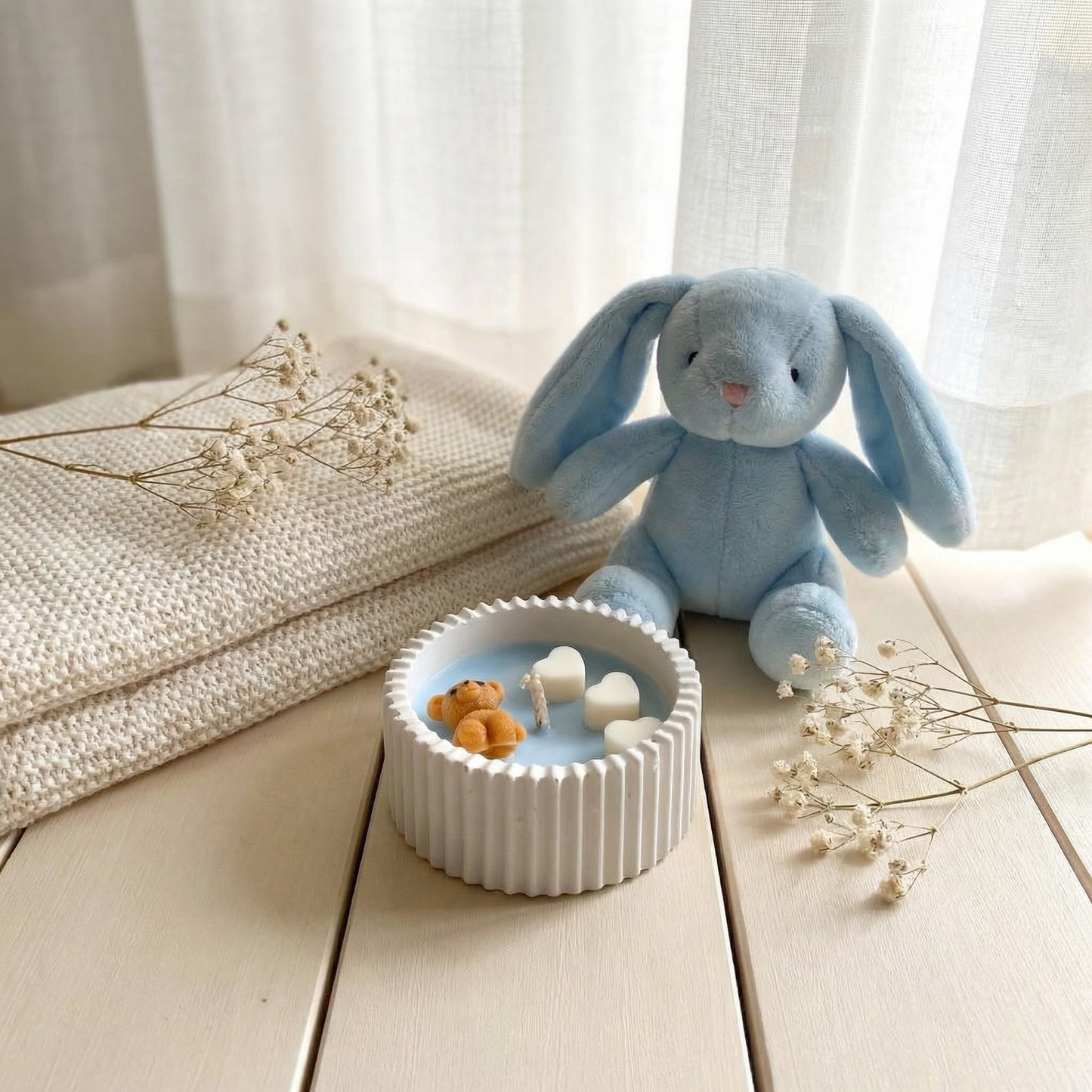 Teddy Love Jesmonite Candle