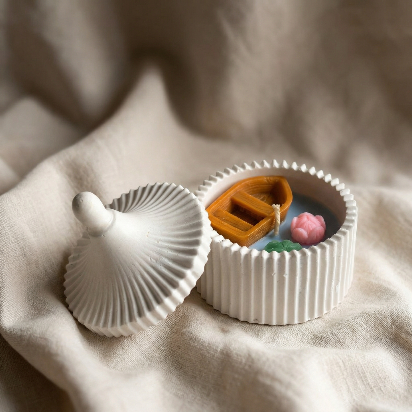 Boat in a Jar – Jesmonite Container Candle | Handmade Soy Wax Candle with Floral & Nautical Elements