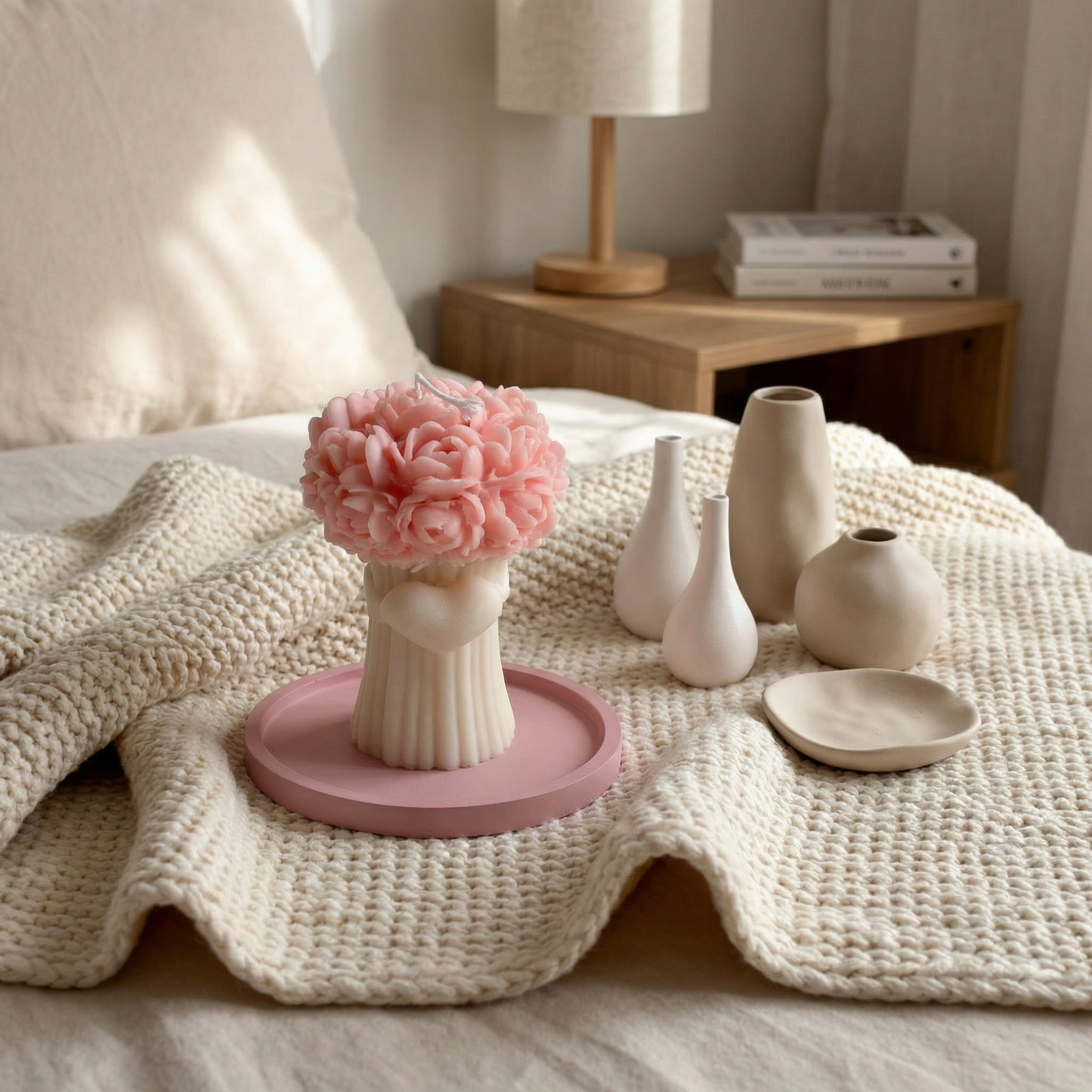 Blush Bloom Bouquet Candle Set – British Rose Scent with Jesmonite Tray | Handcrafted Soy-Coconut Wax Candle