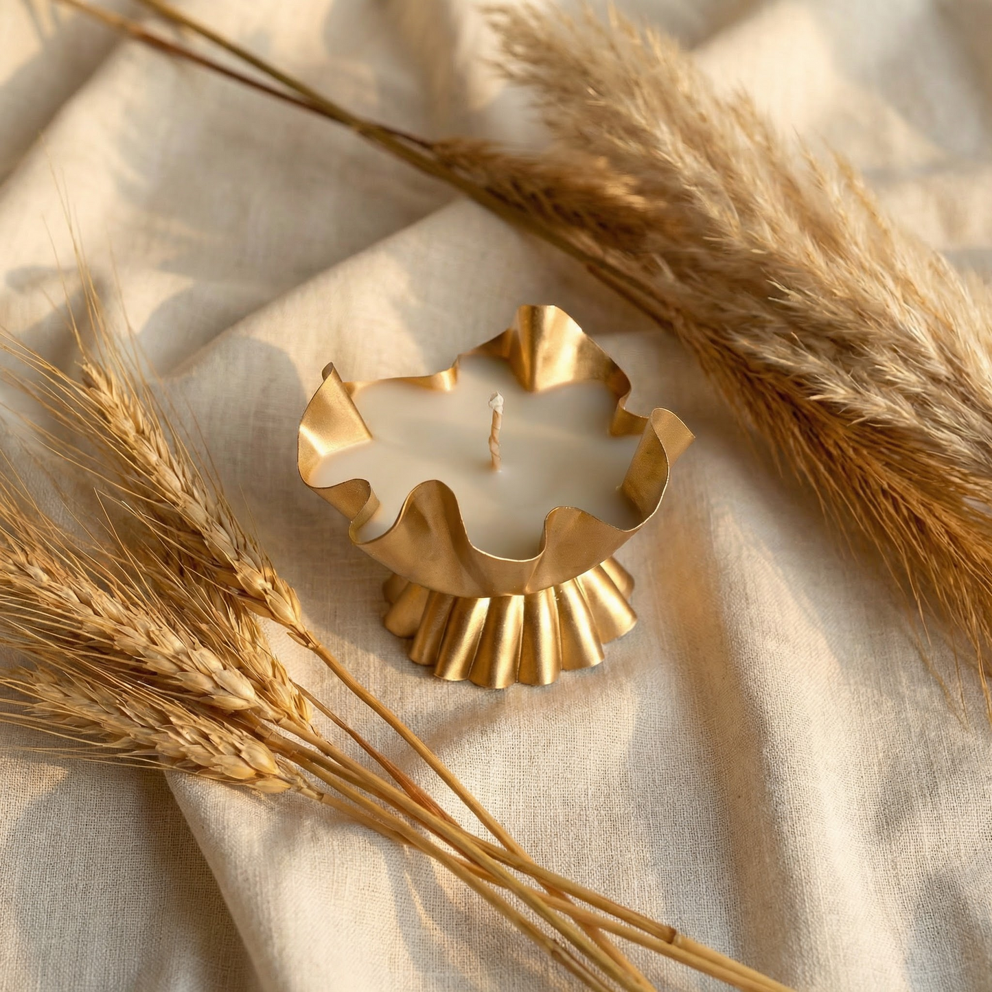 Golden Ruffle Urli Candle